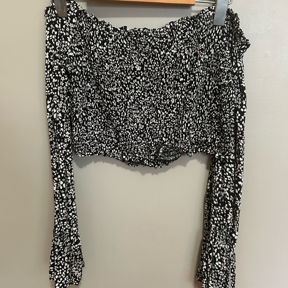 Off the shoulder floral top - Picture 2 of 5